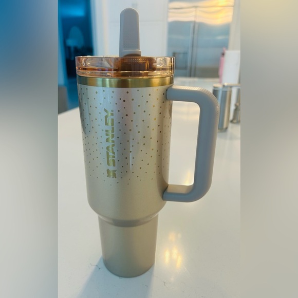 Stanley Metallic 40oz tumbler with flip straw - Picture 1 of 5
